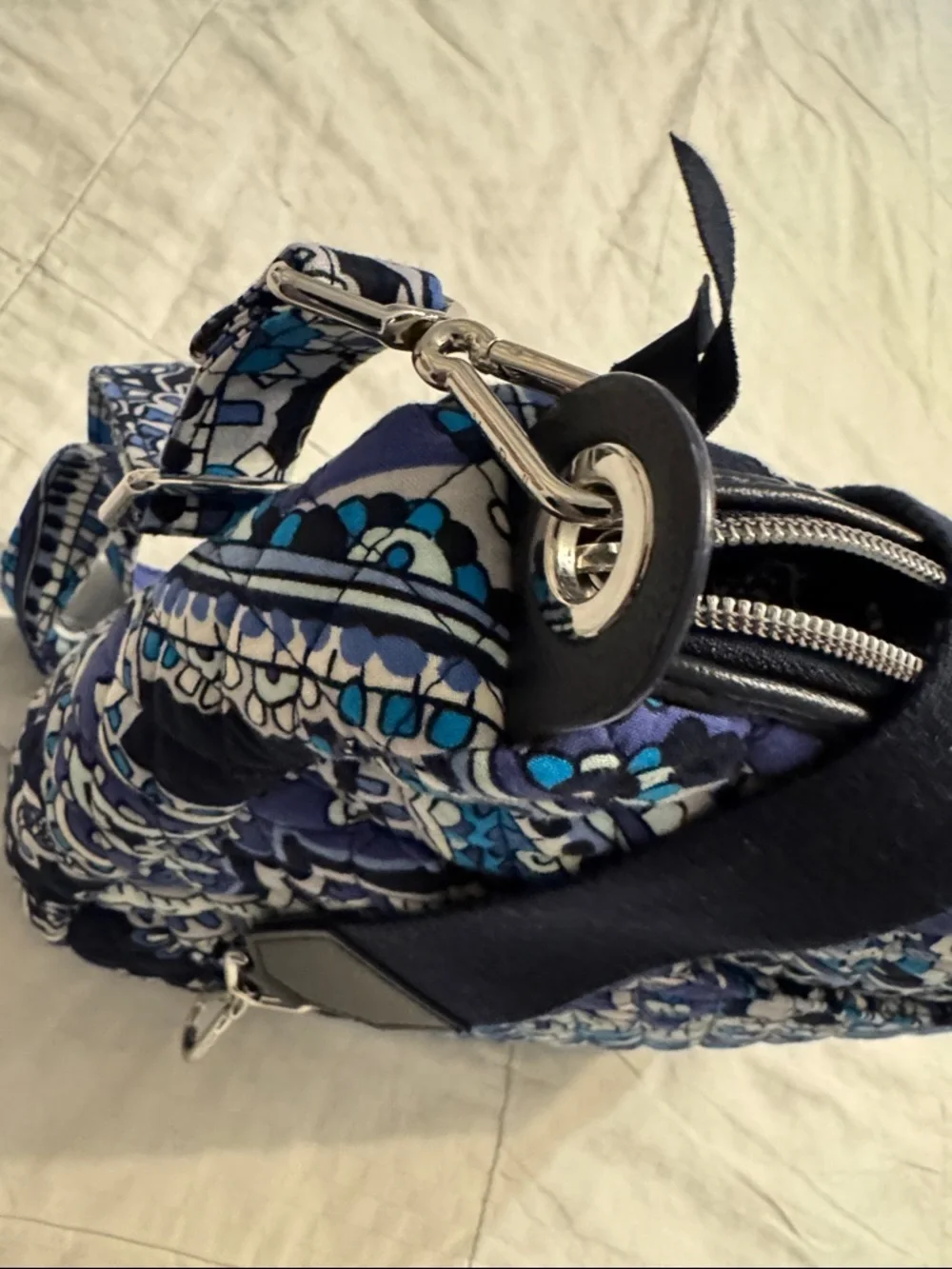 Vera Bradley Navy Blue Paisley Quilted Cosmetic Wristlet